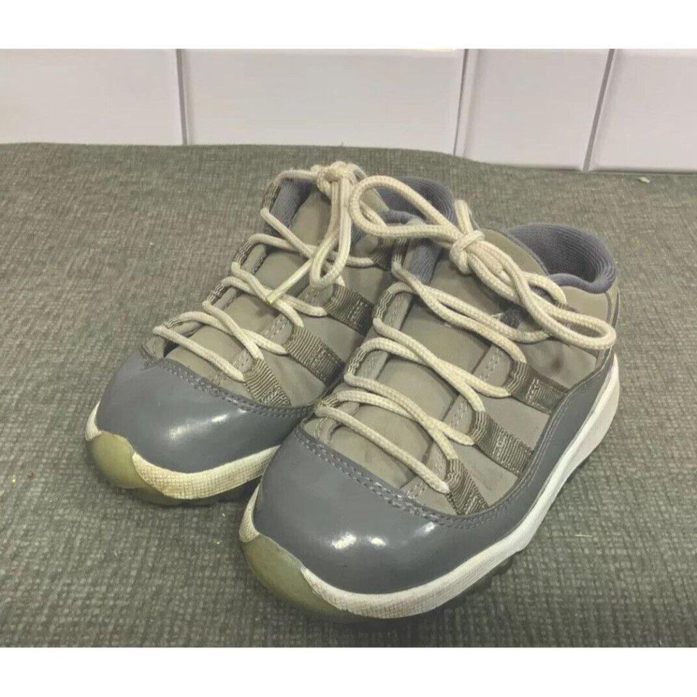 Nike Air Jordans Cool Gray 11 Boys Size 8C Shoes Low Top Sneakers